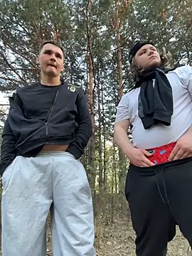 desiredude9 webcam show