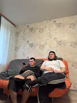 desiredude9 Webcam show