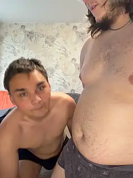 desiredude9 Show Webcam