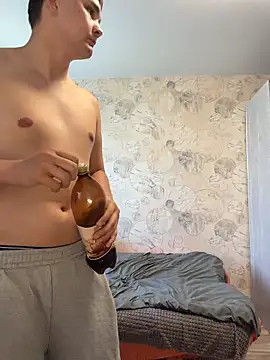 desiredude9 – webcam-show