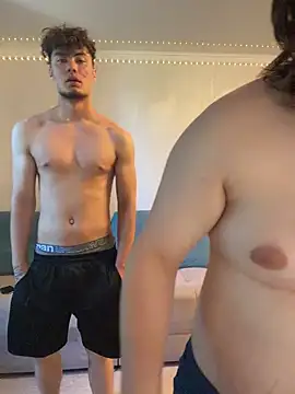 desiredude9 Show in webcam