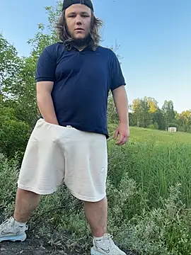 desiredude9 webcam show