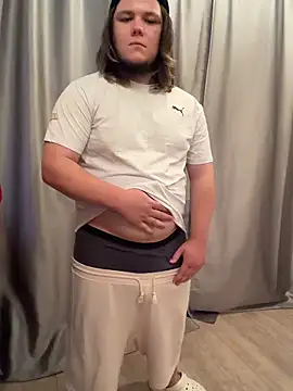 desiredude9 webcam show