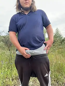 Pokazy przed kamerką – desiredude9