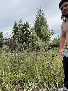 desiredude9 Show in webcam