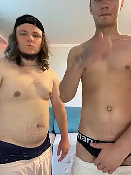 Show modela desiredude9 na web-kameri
