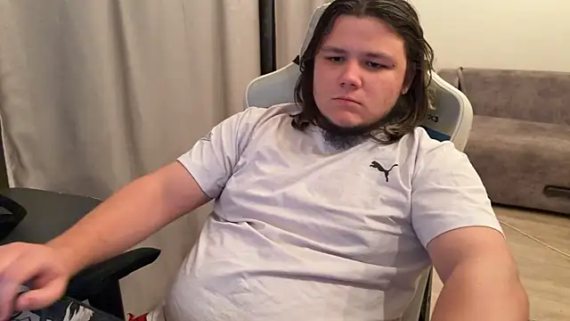 desiredude9's Webcam Show