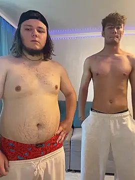 desiredude9 Webcam Show