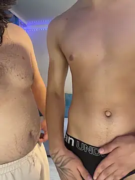 desiredude9 Adlı Modelin Web Kamerası Şovu