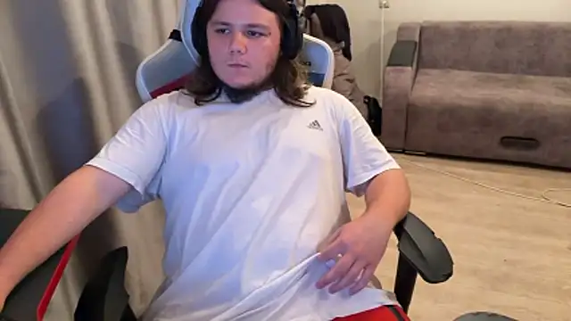 عرض كام desiredude9