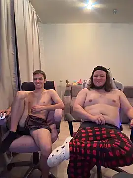 desiredude9 Show Webcam