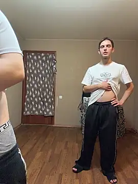 desiredude9 Show Webcam