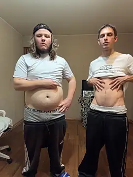 desiredude9 Show in webcam