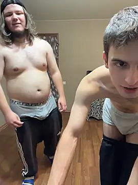 desiredude9 Show Webcam