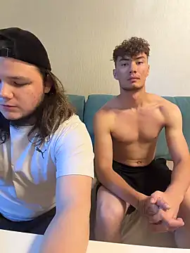 desiredude9 网络视讯表演