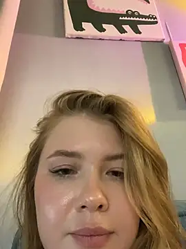 _Leya_ Adlı Modelin Canlı XXX Sohbeti
