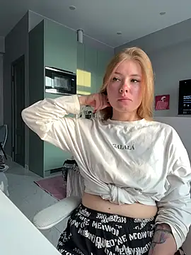 _Leya_ XXX чат на живо
