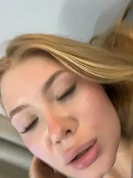 _Leya_'s Live XXX Chat