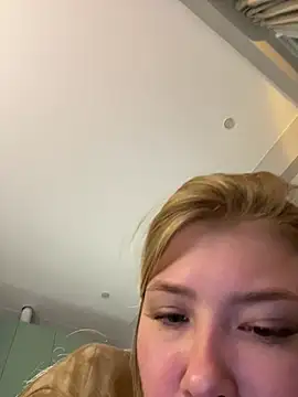 _Leya_'s Live XXX Chat