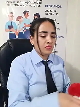 Chat +18 de MAYE__13 ao vivo