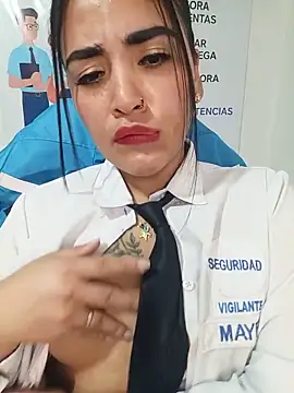 MAYE__13 webcam show
