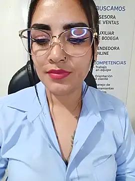 Show de MAYE__13 na webcam