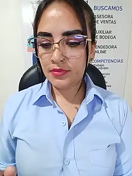 MAYE__13 Chat XXX in diretta
