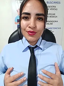 MAYE__13 Show in webcam