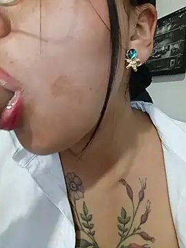 MAYE__13 网络视讯表演