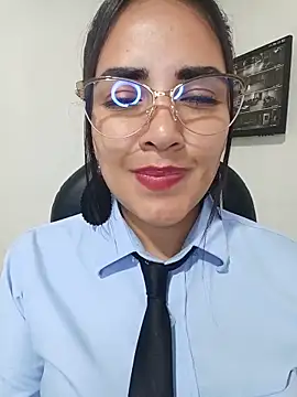 Show de MAYE__13 na webcam