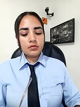 Show de MAYE__13 na webcam