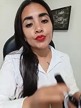 MAYE__13's Webcam Show