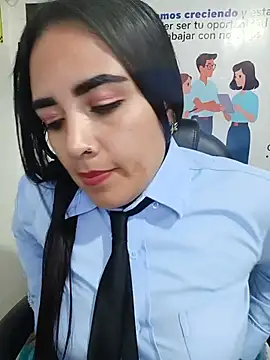MAYE__13's Live XXX Chat