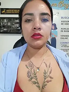 MAYE__13n Live XXX chat