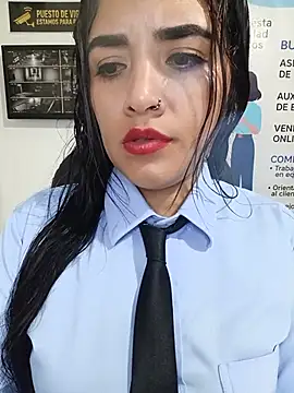 Show de MAYE__13 na webcam