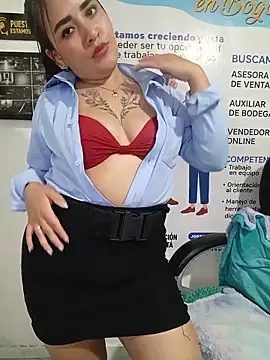 MAYE__13 Webcam show