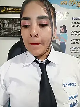 MAYE__13's Webcam Show