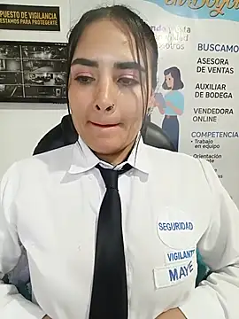 Show de MAYE__13 na webcam