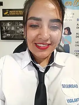 MAYE__13n Webbikameraesitys