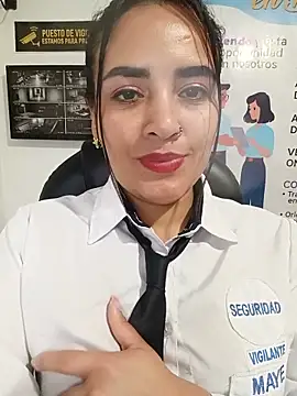 Show de MAYE__13 na webcam