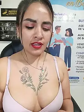 Show de MAYE__13 na webcam