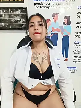 MAYE__13 Live XXX-Chat