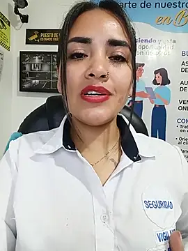 MAYE__13's Webcam Show