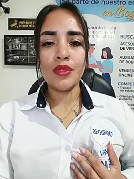 MAYE__13 Webcam Show
