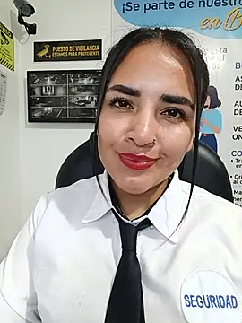 MAYE__13 Webcam Show