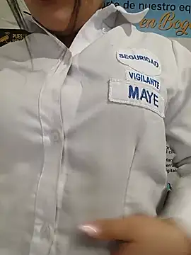 Show de webcam de MAYE__13