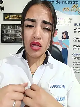 MAYE__13 webcam show