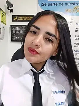 MAYE__13 Pertunjukan Webcam