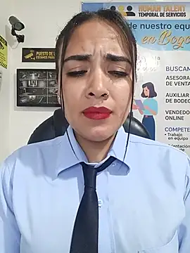 MAYE__13's Webcam Show