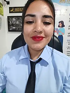 MAYE__13 Adlı Modelin Web Kamerası Şovu